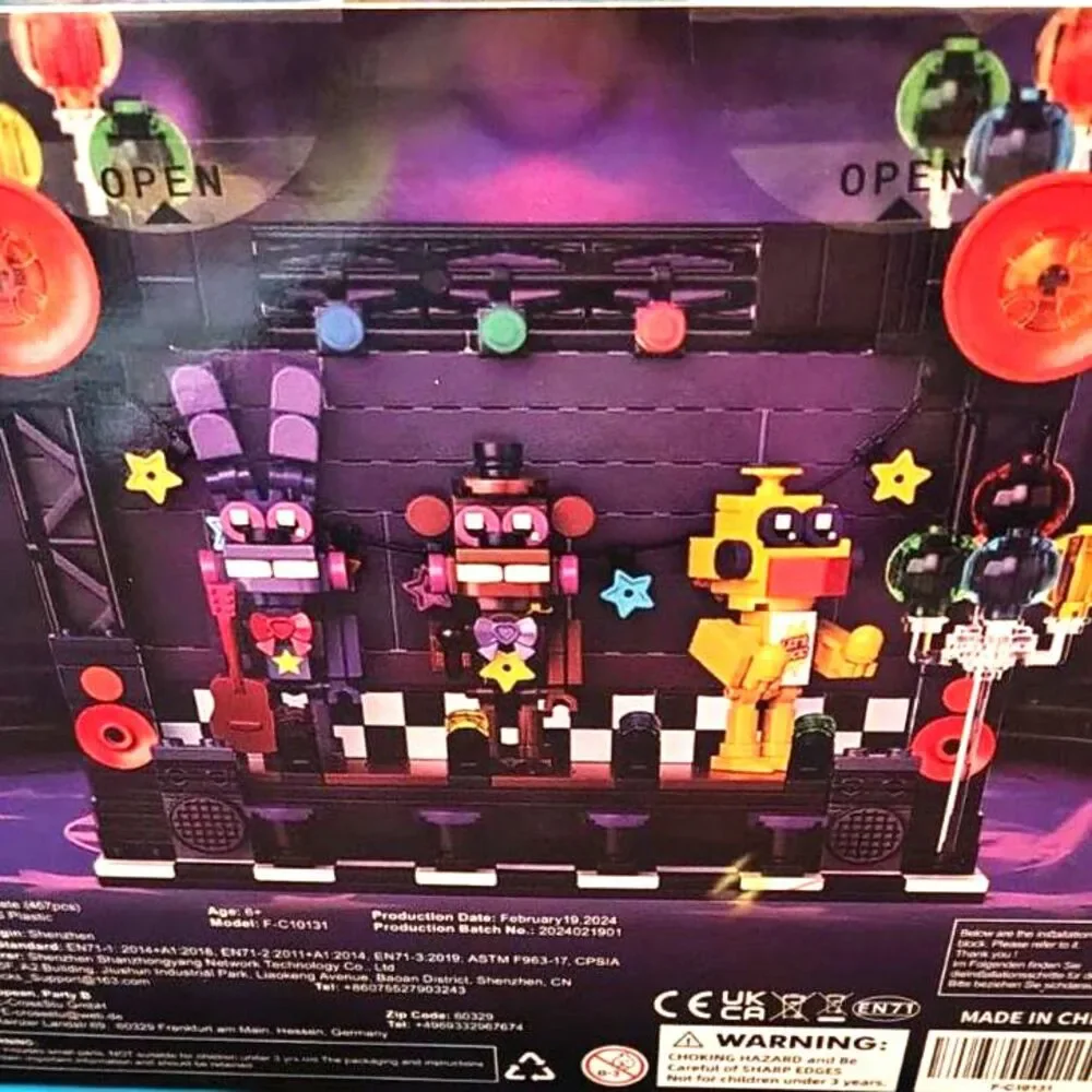FNAF Five Nights at Freddy's Celebrate Stage Building Block Set 467pcs